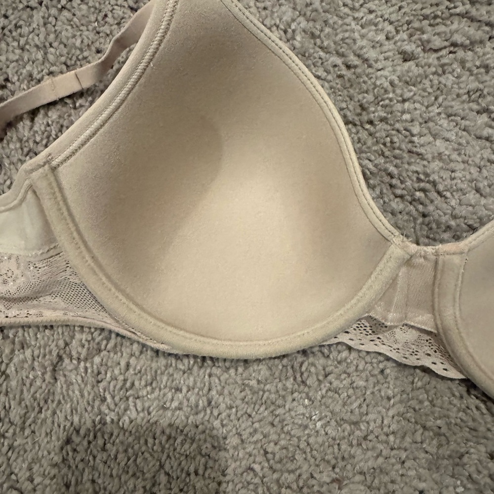 Natori Beige Lace Trim Bra - Picture 8 of 8